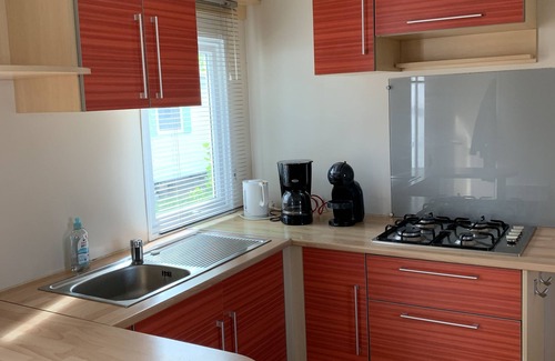 Angles House | MOBILE HOME 5 PEOPLE CAMPING LE CLOS COTTET ANGLES SOLD