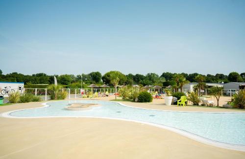 Les Mathes Apartment | Mobile home Camping Siblu Les Charmettes 4
