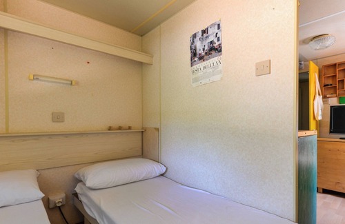 Cavo House | Mobile Home 'Casetta Mobile Vicino Al Mare' with Private Garden
