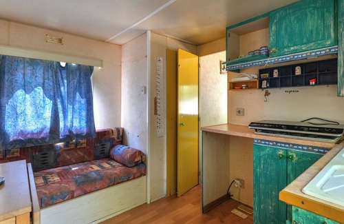 Cavo House | Mobile Home 'Casetta Mobile Vicino Al Mare' with Private Garden