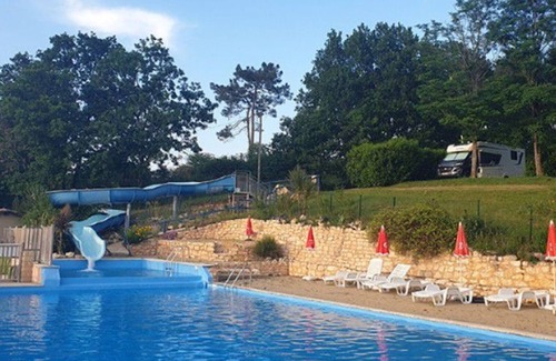 Salles House | Mobile Home for 5 with Terrace