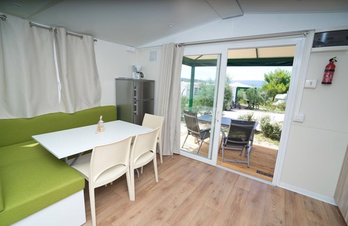 Cres House | Mobile Home in Cres near Pebble Beach