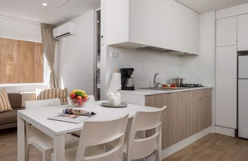 Zrce House | Mobile Home in Pag near Pebble Beach