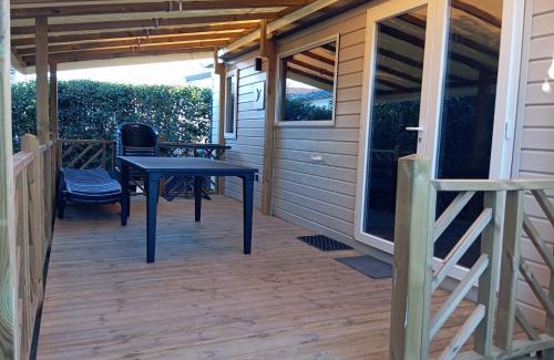 Frejus Resort | Mobile Home Le Montourey Forum 80