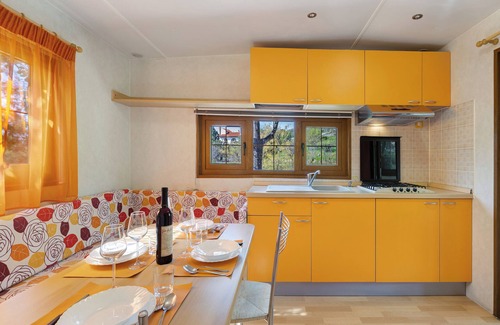 Pietra Ligure House | Mobile Home 'Pian Dei Boschi - Superior 8' with Shared Pool, Wi-Fi and Air Conditioning