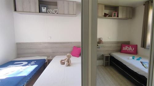 Les Mathes House | MobilHome climatisé 3 chambres 2 salles de bain, camping 4 étoiles, Les Charmettes