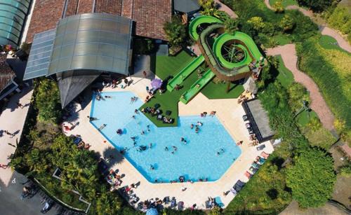 Mezos Other | Mobilhome Confort Moana 1-6 p, Camping Sen-Yan 5 Stars