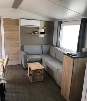 Gastes Apartment | Mobilhome COSY - espace aquatique - lac