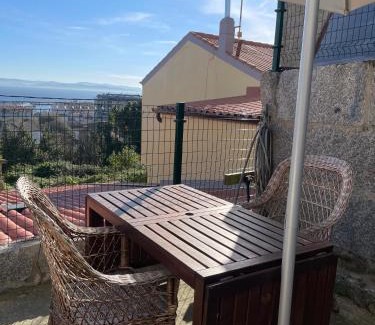 Dean Pequeno Apartment | Mobilhome en Ribeira con vistas