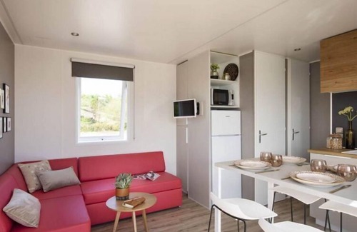 Bessan House | Mobilhome in Bessan with terrace