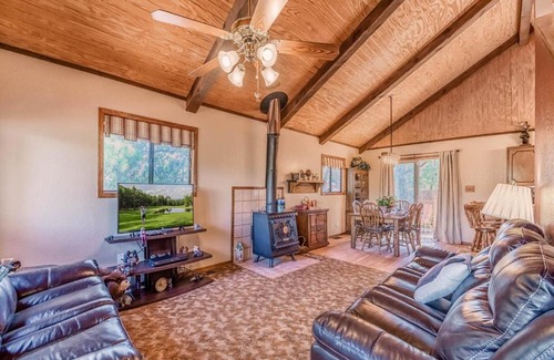 Ruidoso Downs House | Mockingbird Cabin