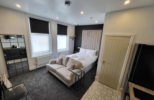 South Shore Apartment | Mode St Chads