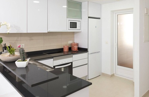 Mar de Pulpi Apartment | Modern one bedroom, one bathroom apartment with solarium