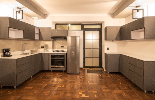 Patio Bonito Apartment | Moder experience at this beautiful unit.Located in the exclusive Astorga!