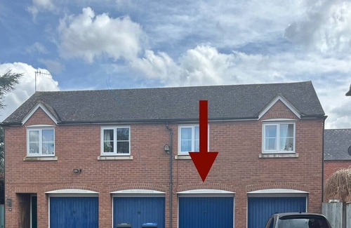 Stratford-upon-Avon House | Modern 1 bed house with parking