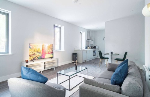 Crosby Apartment | Modern 1 Bed Apartment in Waterloo, Liverpool