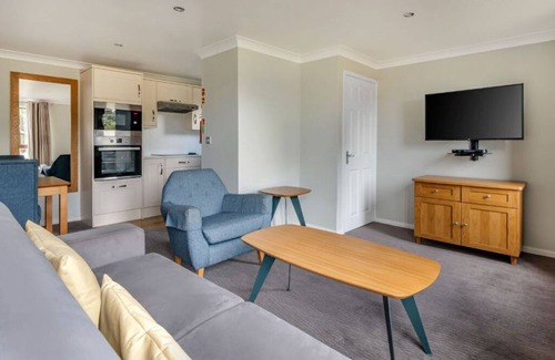 Cromer Condo | Modern 1-Bed Apartment | Seaside Resort | Sleeps 4