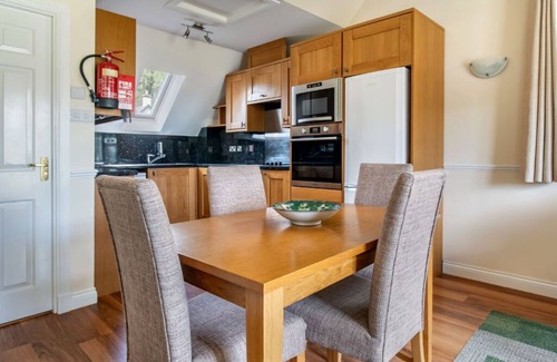 Kenmore Condo | Modern 1-Bed Cottage | Loch Tay Resort | Sleeps 4