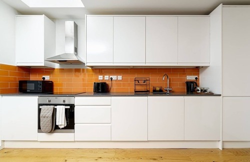 Hemel Hempstead Apartment | Modern 1-Bed in Hemel Centre