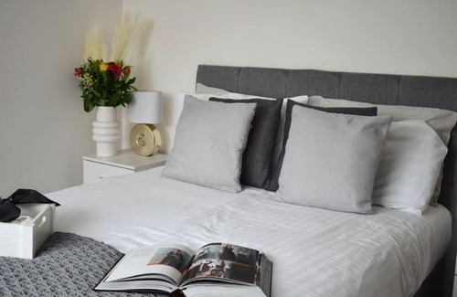 Havering House | Modern 1 bedroom apartment in Hornchurch