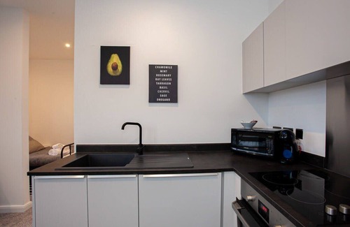 Bolton Apartment | Modern 1 Bedroom Apartment in Central Bolton