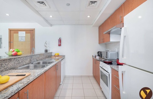 The Greens Apartment | Modern 1 Bedroom Apartment in The Greens