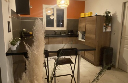 Gardanne House | Modern 110m2 air-conditioned house with garden and private heated pool.