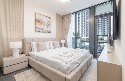 Nad Al Sheba Apartment | Modern 1BHK Bunk Beds and Sofa Bed By Czechin