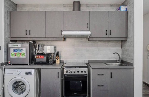 Dubai Apartment | Modern 1BR Apt in Dubai Oasis