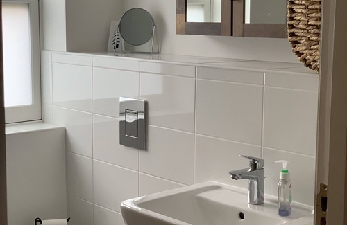 Richmond Apartment | Modern 1st floor apartment in Richmond