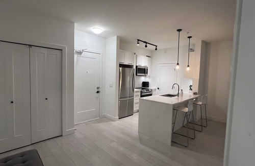 Langley Condo | Modern 2 bdrm condo