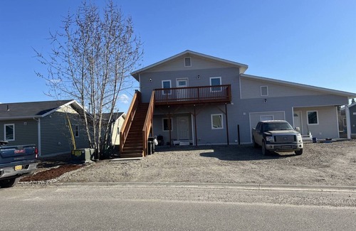 Fairbanks Apartment | Modern 2-bed with full kitchen, in-unit laundry, and off-street parking. Near downtown Fairbanks.