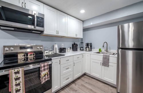 Derry Apartment | Modern 2-bedroom 1 bathroom apartment with private entrance and fitness room.