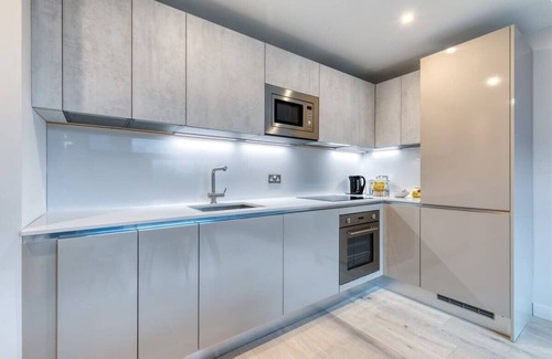 Bracknell Apartment | Modern 2 Bedroom Apartment in Bracknell