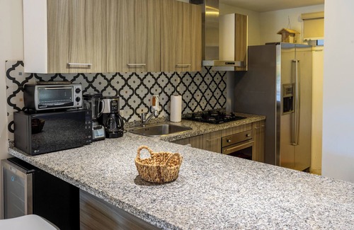 Boegoeroei Condo | Modern 2-bedroom condo w/direct pool access, and 4-minutes drive from the beach