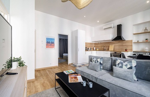 Carre d'Or Apartment | Modern 2 bedrooms - Pedestrian Area - A/C