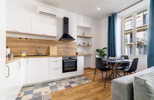 Carre d'Or Apartment | Modern 2 bedrooms - Pedestrian Area - A/C