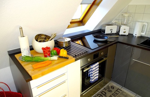 Meersburg Apartment | Modern 2 room apartment with balcony and lake and mountain view as well as internet/WiFi