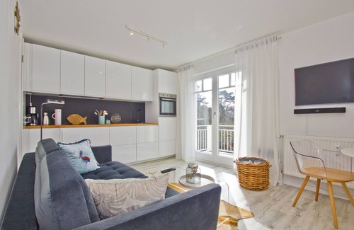 Lietzow Apartment | Modern 2-room vacation apartment with balcony - Ferienresidenz Zwei Bodden FeWo 1-4 -