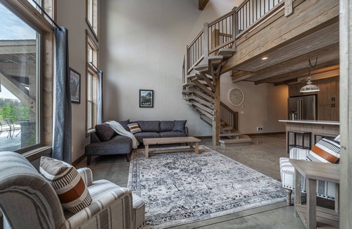 Coram Condo | Modern 2bd/2ba Condo w/Private Patio, Hot Tub & Nearby Glacier Adventures - #2-1