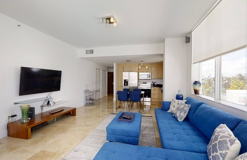 South of Fifth Condo | Modern 2BD in South Beach - Steps to the beach