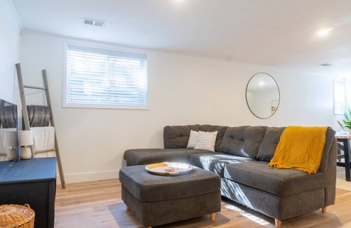 Littleton Apartment | Modern 2br 1ba Private Suite