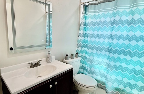 El Paso House | Modern 2BR Home Cold AC Near Ft Bliss, Downtown & UTEP -100-Yr Charm
