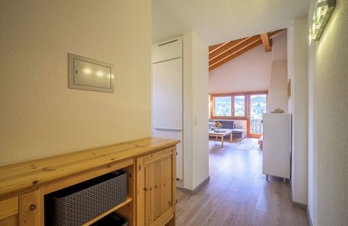 Flims Apartment | Modern 3.5 - room penthouse apartment in Flims village.