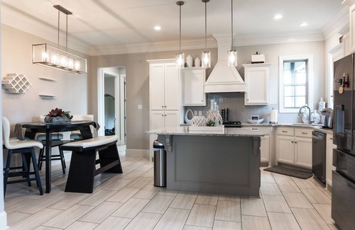 Milton House | Modern 3 bd 2.5 bath Cajun Home