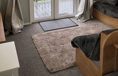 Walton on the Naze House | Modern 3 bedroom caravan 5 minutes walk to the beach