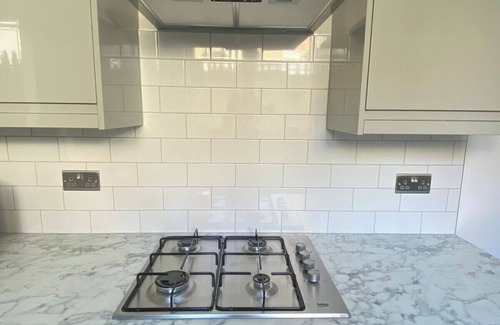 Cleethorpes House | Modern 3 Bed House with Parking
