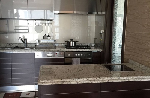 Jayang-dong Apartment | Modern 3-bed room apartment with river view