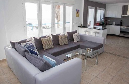 Ventanicas-El Cantal House | Modern 3 bedroom house with beautiful views