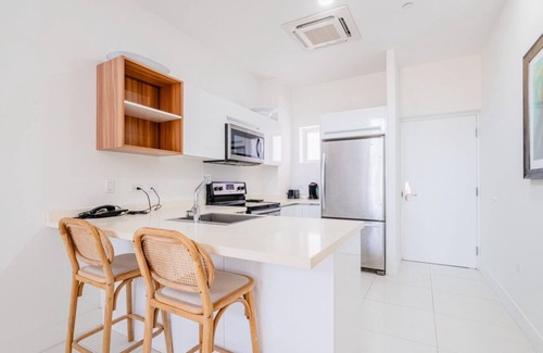 Turibana Condo | Modern 3BR Condo! Resort Style Pool!